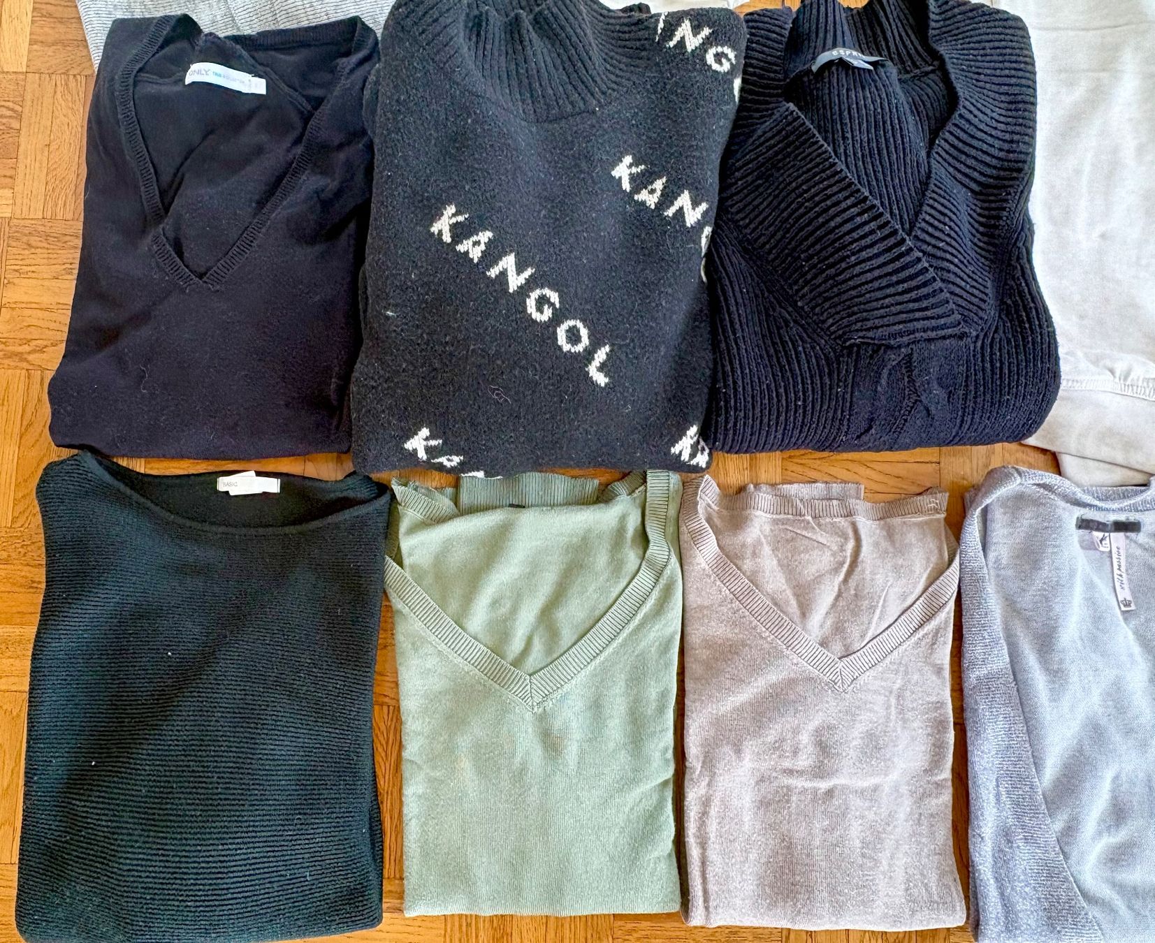 Kleiderpakete: 15- teiluges Kleiderpaket. Hosen, Pullis etc – Gebraucht aus Oetwil an der limmat von Sual 3