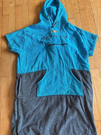 Schöner Surf / Bade Poncho