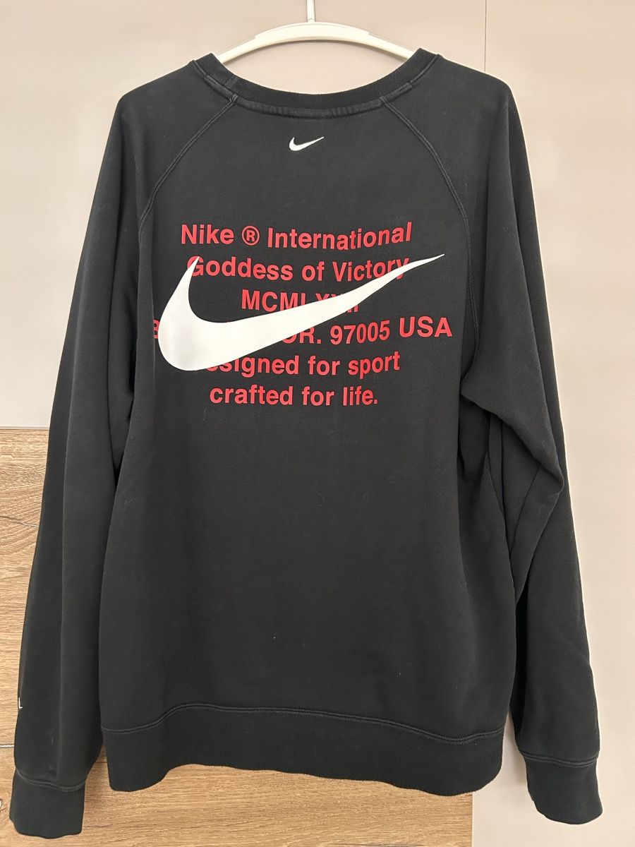 Nike Maglioni & Felpe: Schwarzer Nike Swoosh Pullover, Grösse L, Top Zustand! – Usato da Hunzenschwil venduto da mia_wss5 3