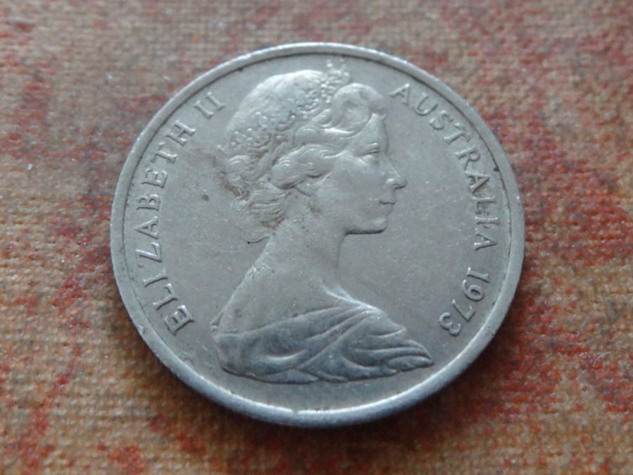 Alle Münzen: AUSTRALIA  5  Cents  1973 – Gebraucht aus Romanel-sur-Lausanne von Swift13