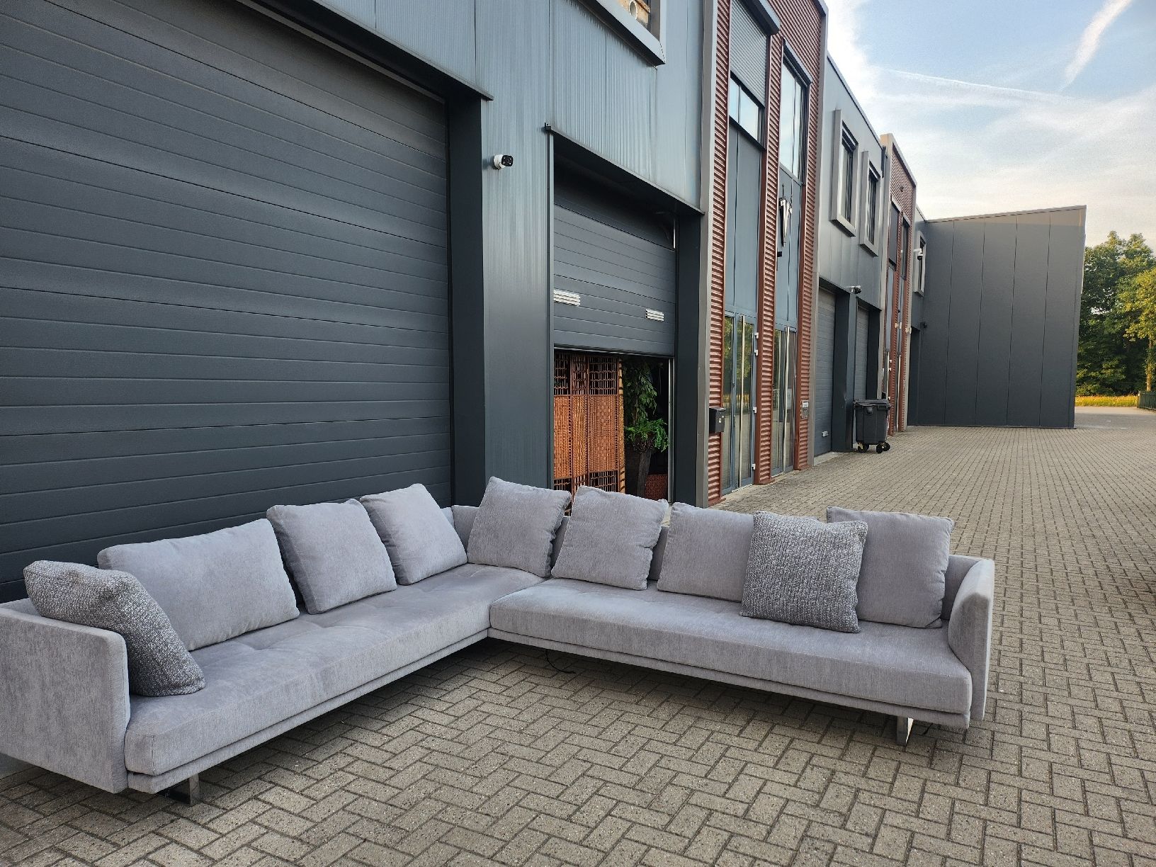 Knoll Divani: Walter Knoll - Prime Time Ecksofa + hocker – Usato da Gelderland venduto da HermsenDesign