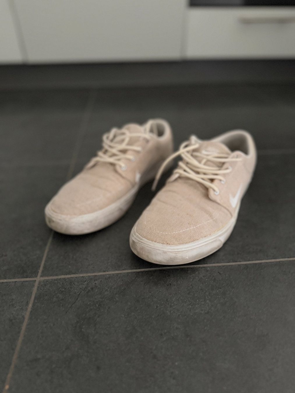 Nike Herrenschuhe: Nike SB low - Beige – Gebraucht aus Bern von Kelevra881