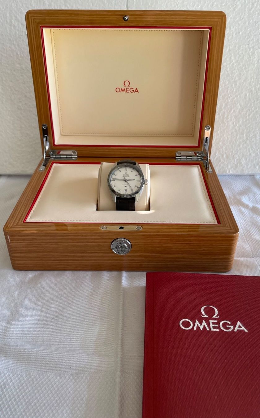Omega Orologi: Omega Constellation Globemaster Master Chronometer Automatik – Usato da Sargans venduto da holger88