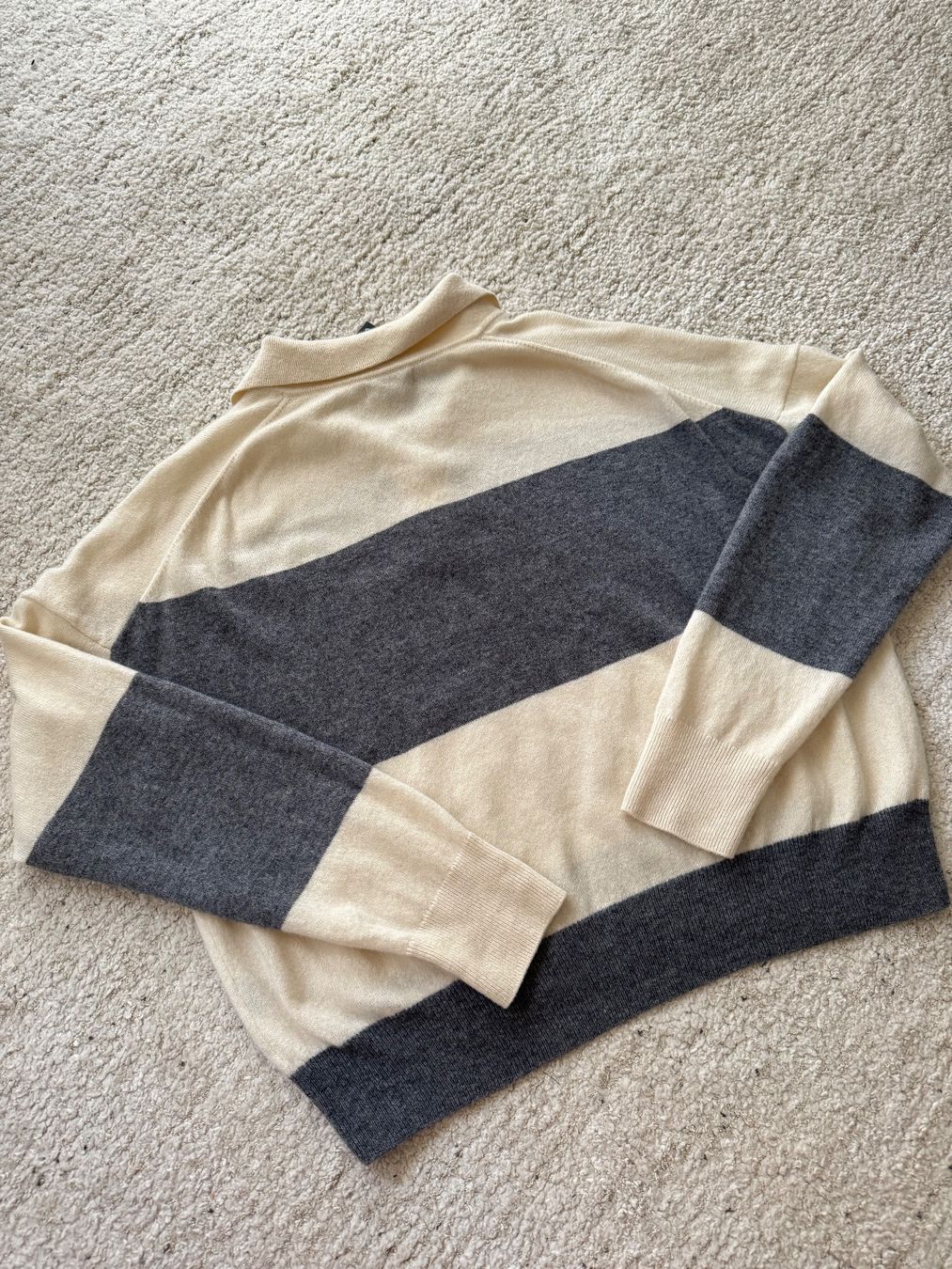 Massimo Dutti Pullover & Sweatshirts: Massimo Dutti Pullover XS – Neu und originalverpackt aus Zürich von tiger841 3