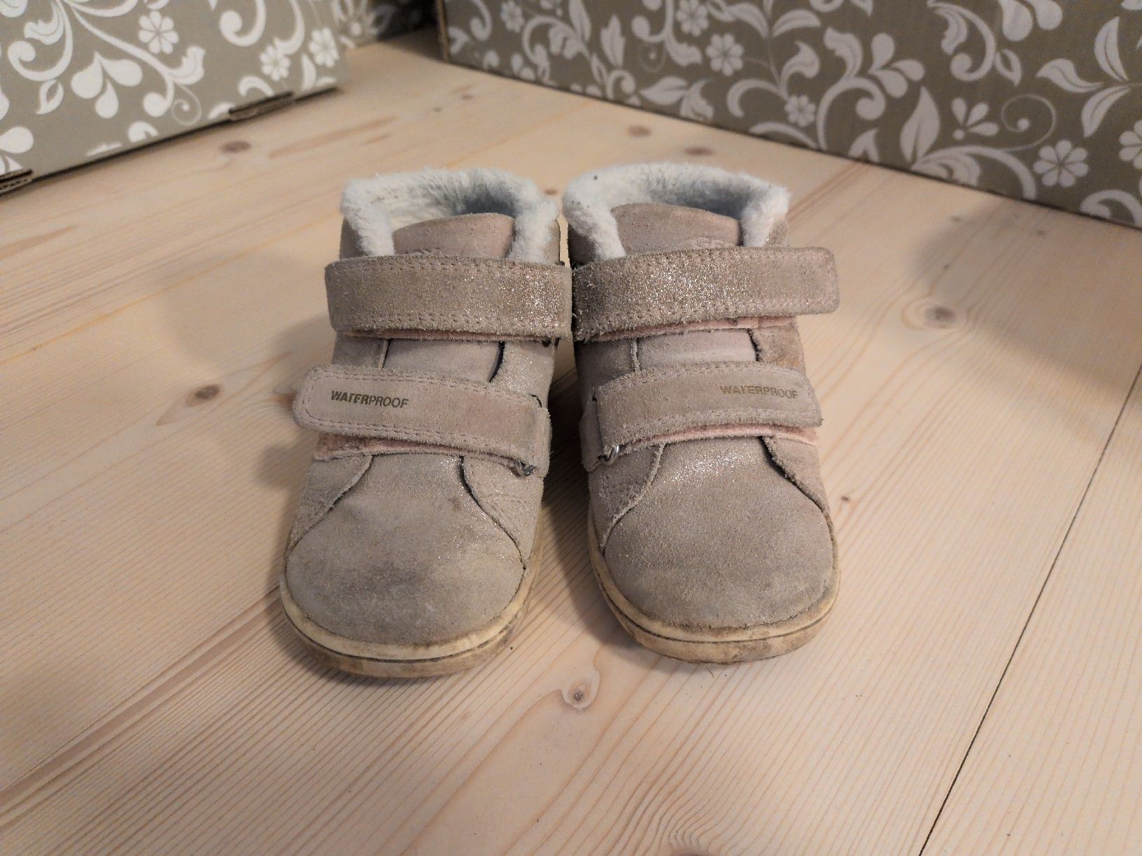 Geox Scarpe per ragazze: Geox Winterschuh Gr. 23 – Usato da Oberhelfenschwil venduto da Tattar