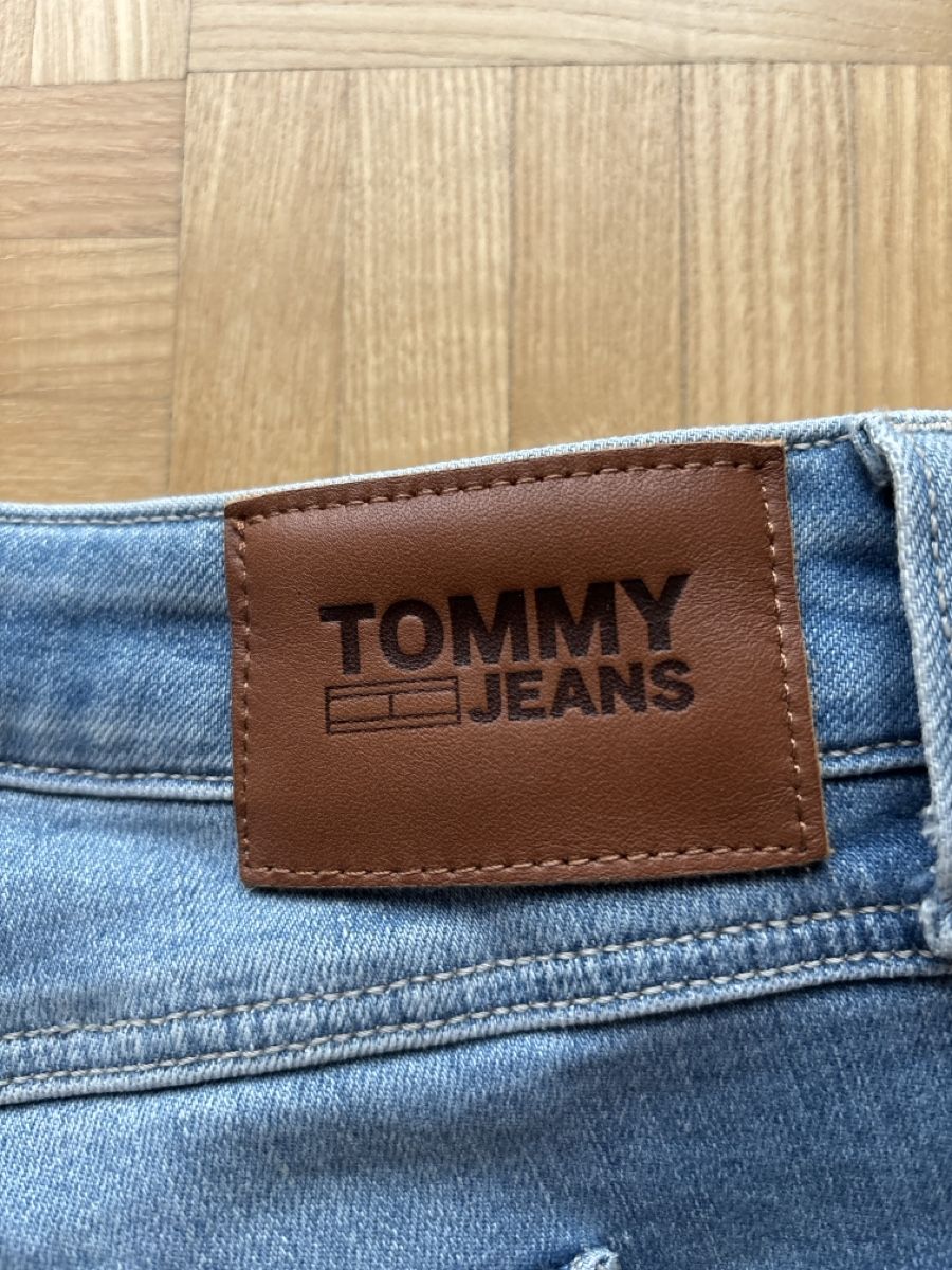 Tommy Hilfiger Jeans: Tommy Hilfiger Jeans – Usato da Spiez venduto da maene11 3