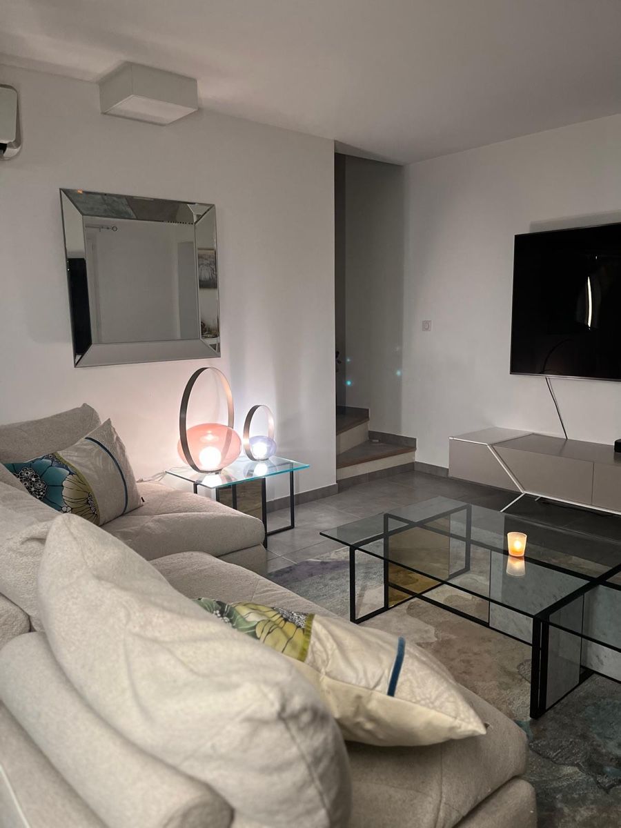 Roche Bobois Lampade: Lampe Voilà en duo – Usato da Farvagny-le-Grand venduto da Leonne 2