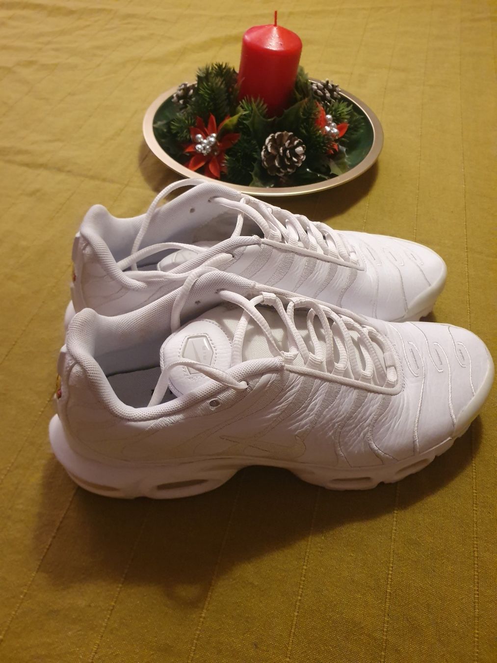 Nike Scarpe da uomo: Nike air max plus taille 42.5 – Nuovo (secondo la descrizione) da Genève venduto da GenevaLuxury