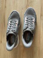 Baskets Skechers 38, grises claires / SVP lisez bien le text