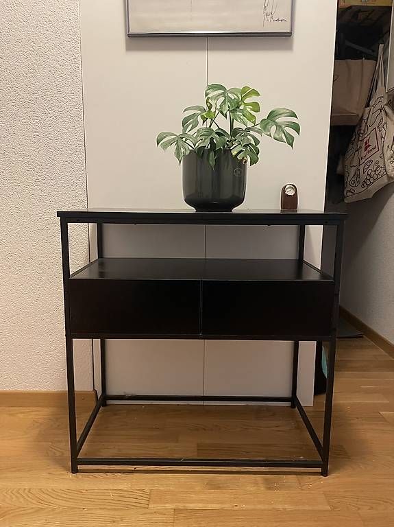 Commodes: Kommode schwarz – D'occasion à Bern par eva_gt56 1