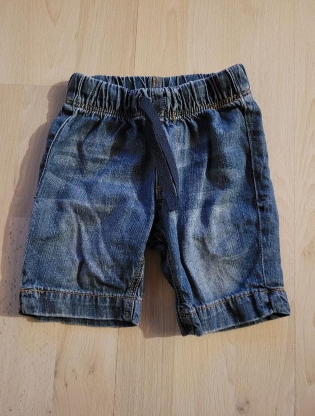 Pantalons: Shorts gr. 86 – D'occasion à Inwil par Flower2325