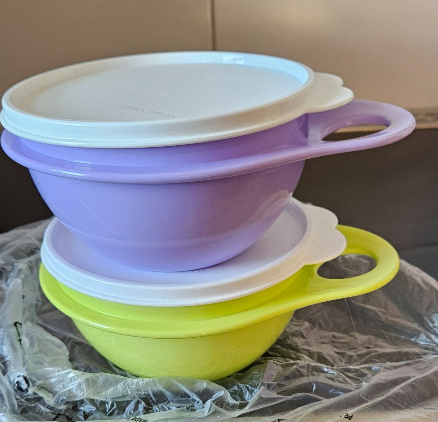 Tupperware Behälter & Ähnliches: 600ml Schüssel Set mit Henkel – Neu und originalverpackt aus Hasle b. Burgdorf von buddle32 3