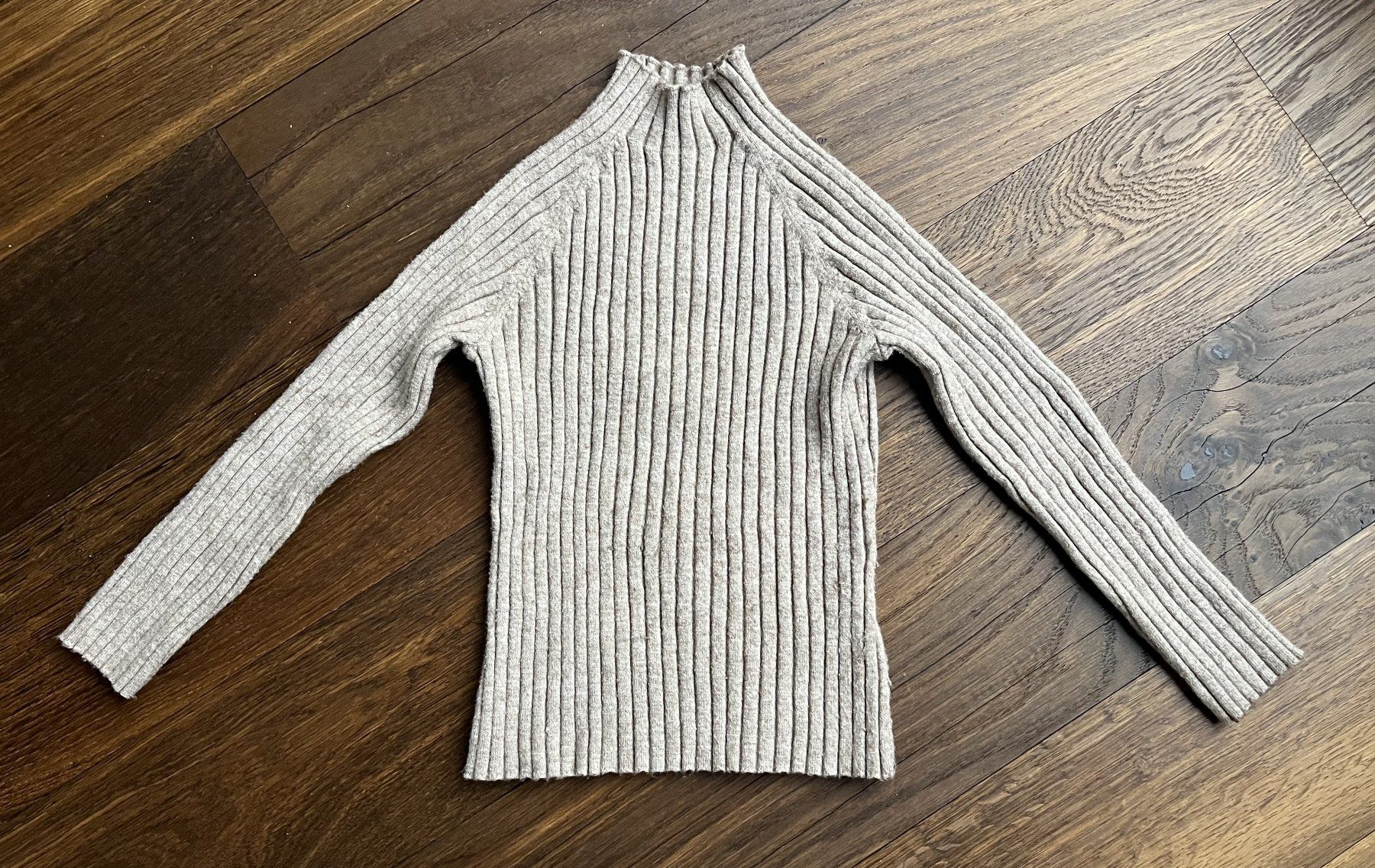 Maglioni & Felpe: Rollkragen Rippstrick Pullover Shirt Mädchen 2 Stk. Gr. 104 – Usato da Affoltern am Albis venduto da Blackrhythm 2