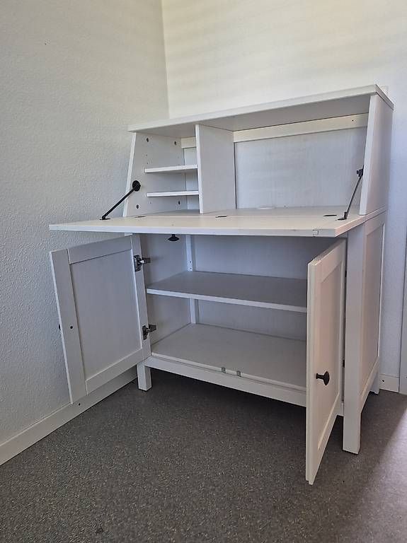 Bureaux: Sekretär IKEA Hemnes – D'occasion à Reiden par sen_m76k 1