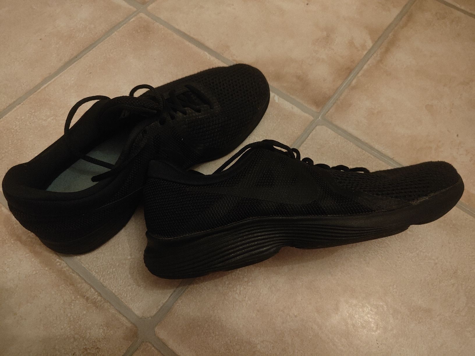 Nike Scarpe da uomo: Nike, Schwarz, Grösse 47 – Usato da Stettlen venduto da bubu036 2