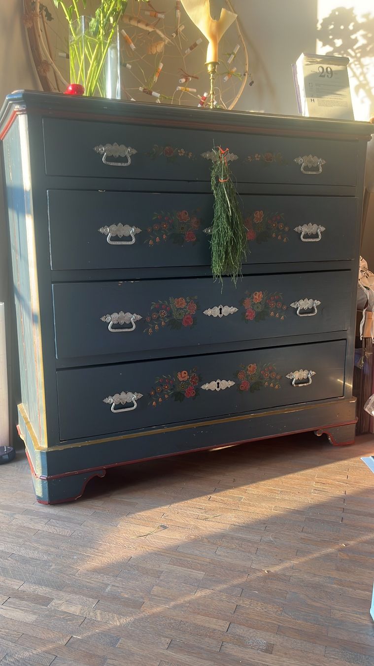 Commodes: Kommode alt – D'occasion à Bern par Binjip 1