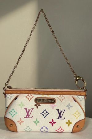 Louis Vuitton Pochette Milla MM – Monogram Multicolore