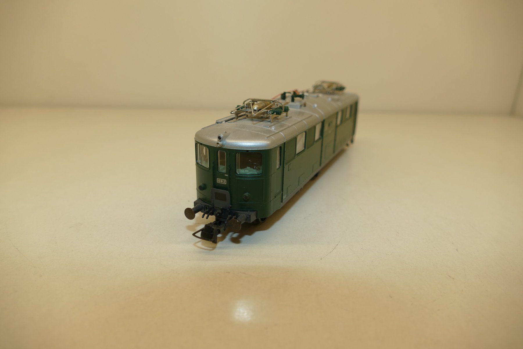 Roco Modellini di ferrovie: Roco H0: SBB Elektrolok Ae 4/6 – Nuovo (secondo la descrizione) da Niederhasli venduto da rail-duerst 4
