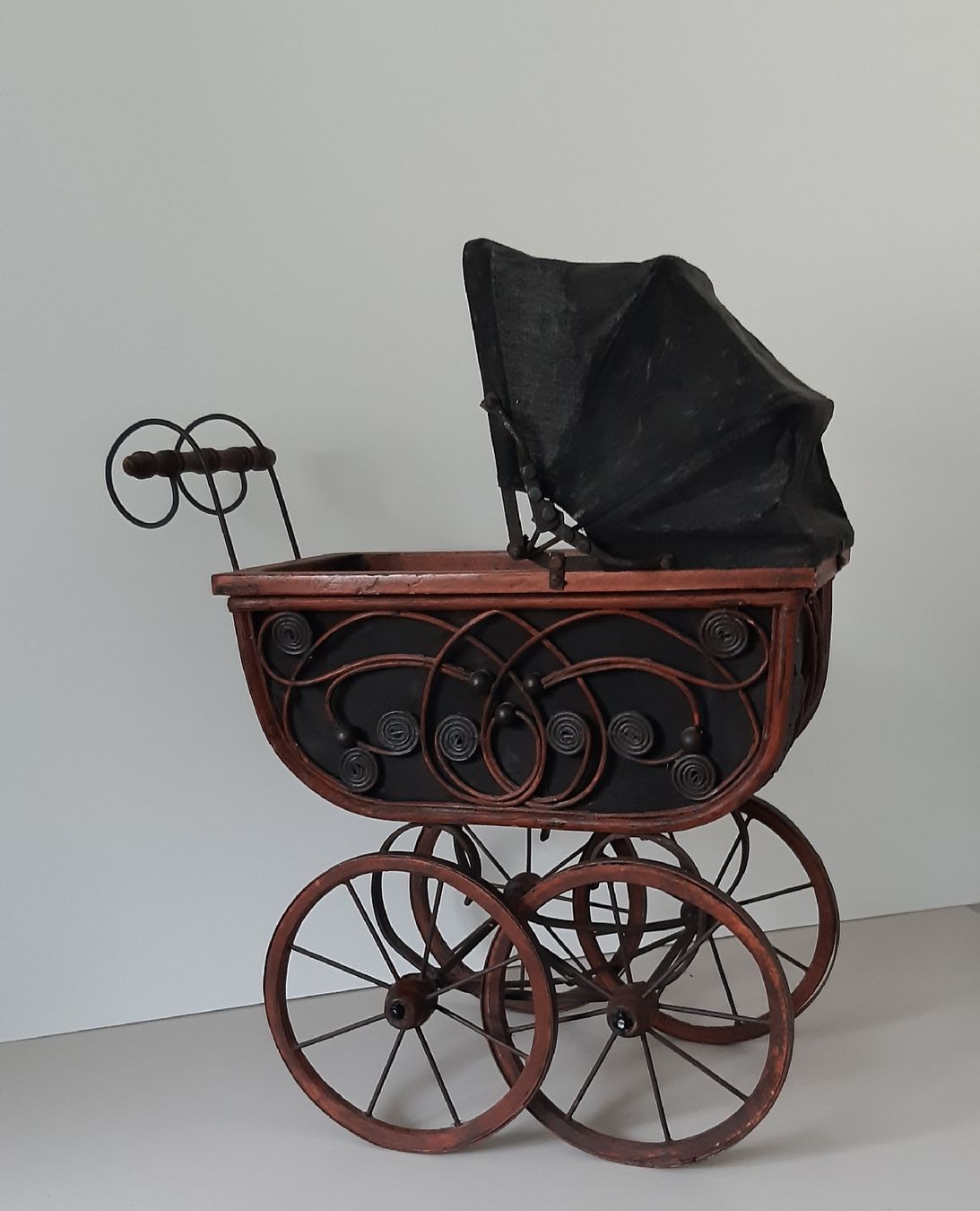 Carrozzine per bambole: Vintage Puppenwagen – Usato da Biel/Bienne venduto da Jumajo 1