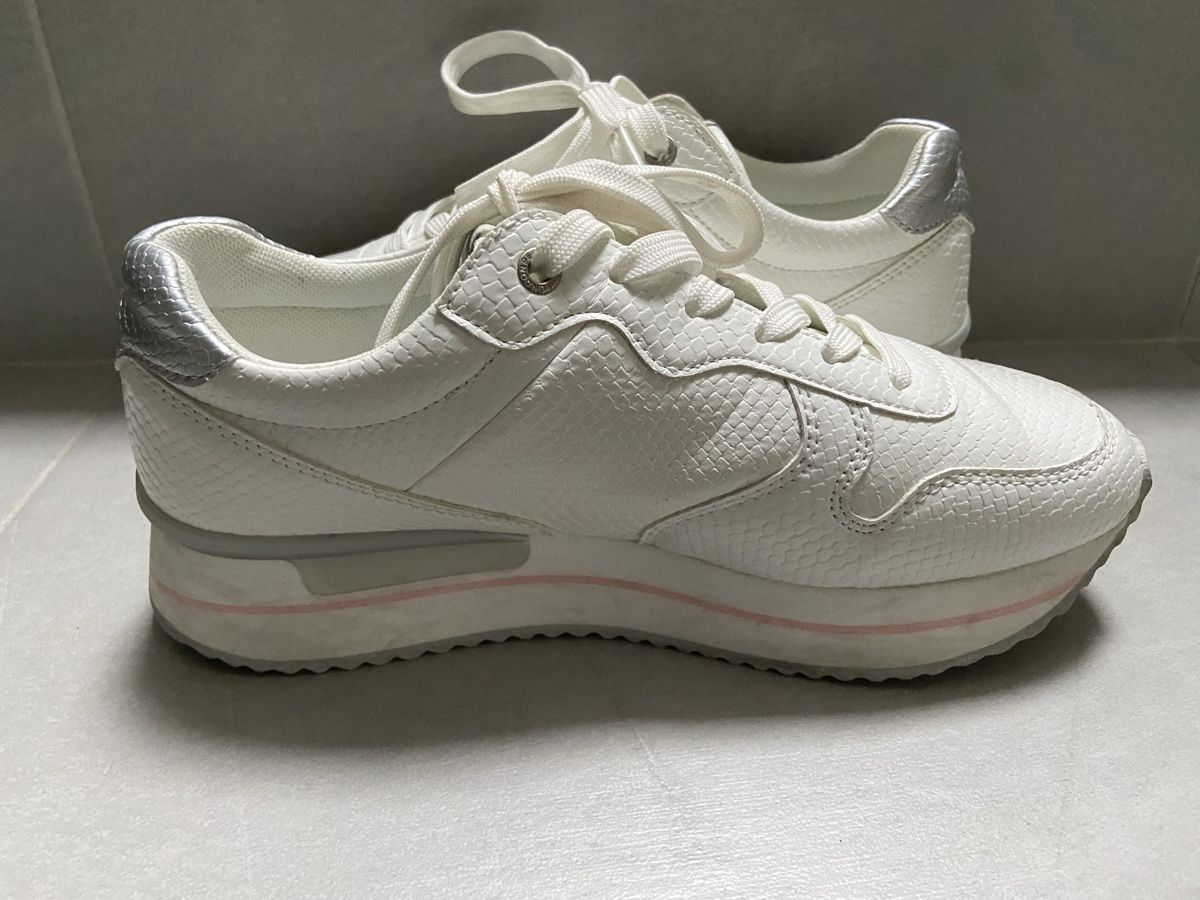Pepe Jeans Damenschuhe: Pepe Jeans Sneaker – Gebraucht aus Büsserach von vimeco.43 3