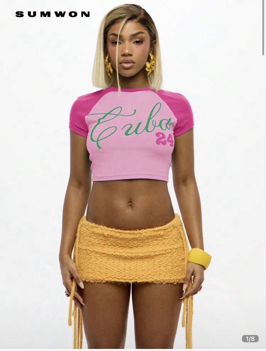 Shein T-Shirts: Crop top t-shirt SHEIN  – Neu (gemäss Beschreibung) aus Biel/Bienne von glaewynnshop
