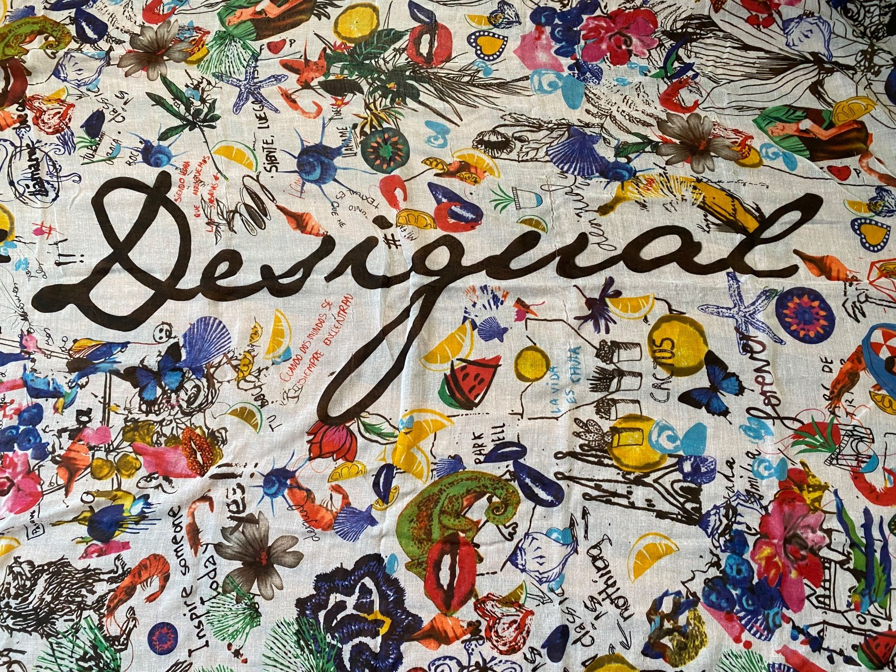 Desigual Foulard & Sciarpe: Wunderschöner Desigual Sommerschal – Usato da Stadel b. Niederglatt venduto da sandart 1