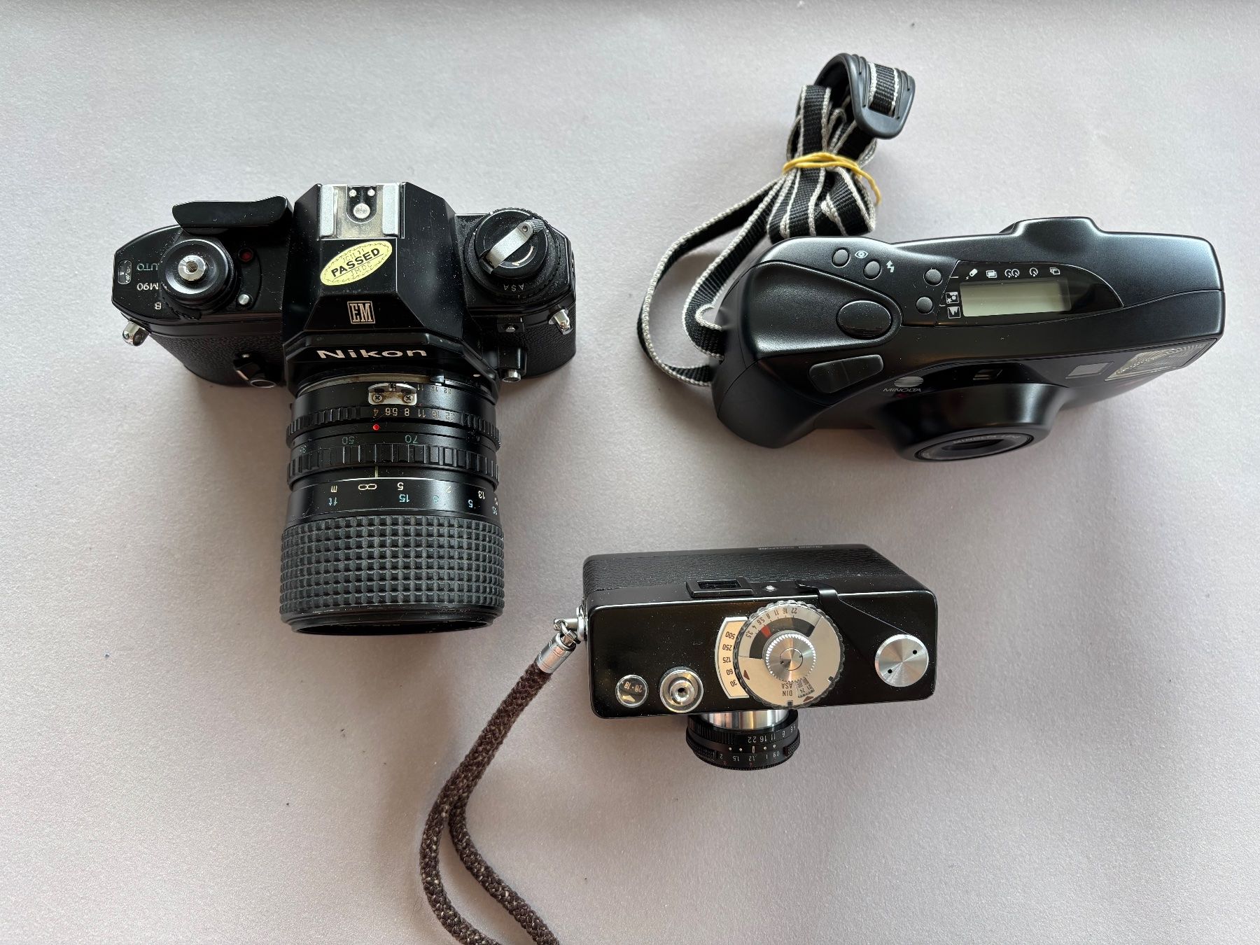 Fotocamera: Analoge Kamera Set – Difettoso da Neukirch (Egnach) venduto da Endothermie-1970 1