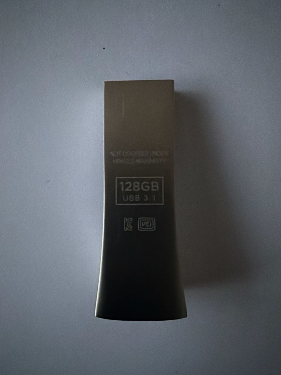 Chiavette USB: Tesla USB Stick 128GB – Usato da Oekingen venduto da TxExS 1
