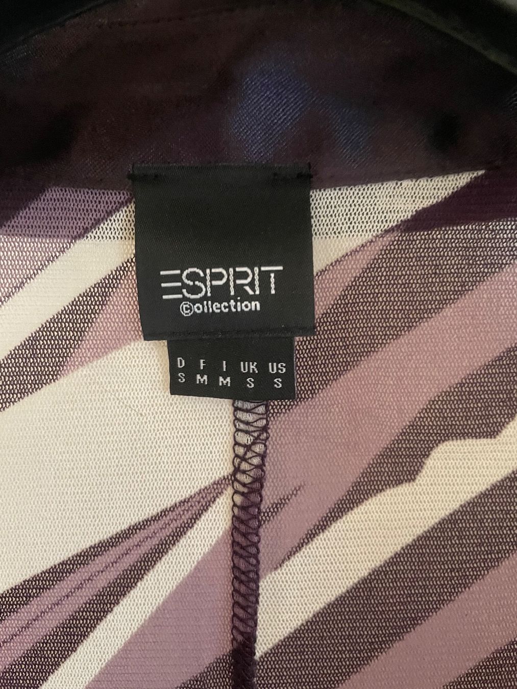 Esprit Blusen: Esprit Collection, extravagante Bluse, Grösse S – Gebraucht aus Niederweningen von baghirac 2