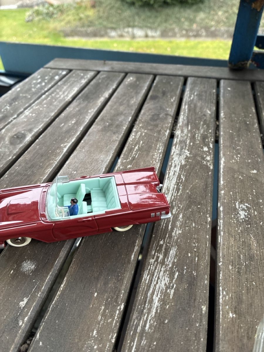 Dinky Toys Ford Thunderbird 555 – Etoile Auto49