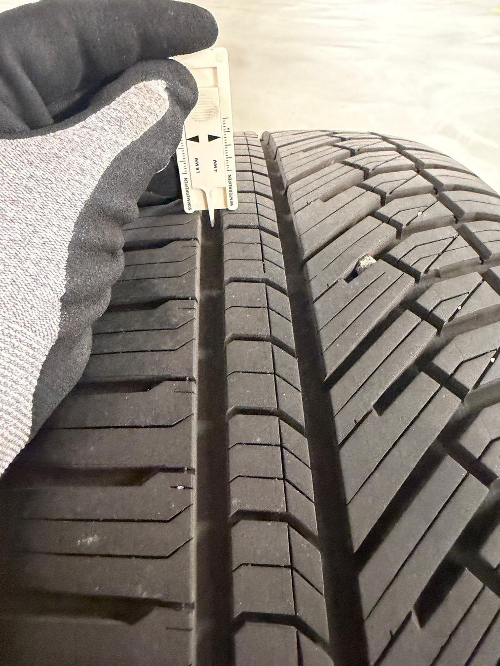 Pneus & Kompletträder: Falken 235/55/R18 4xStück – Gebraucht aus Mellingen von CHMIR 3