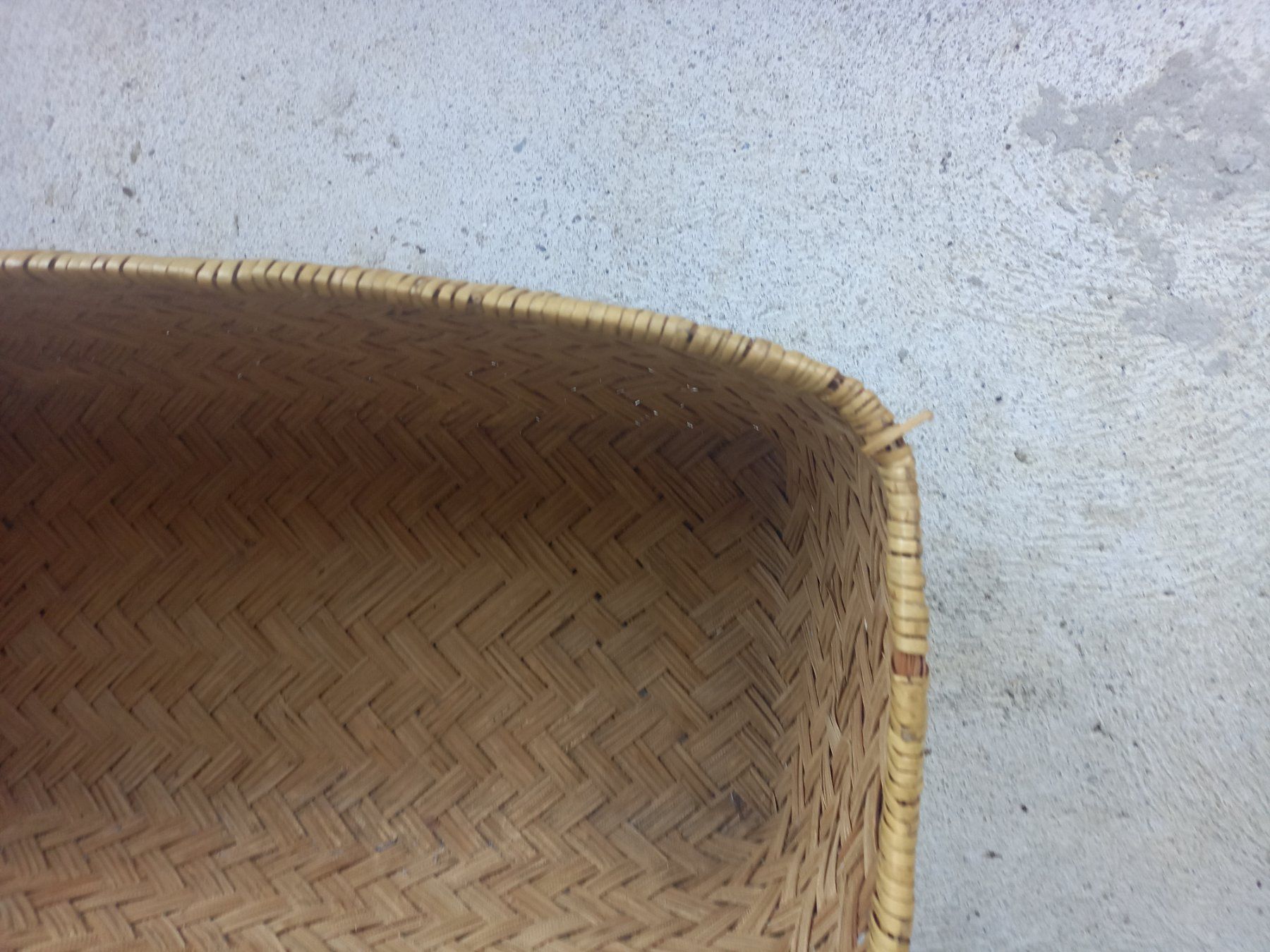 Altro per la casa: Panier ancien en osier pour rangement – Usato da Rossens FR venduto da Souris1 7