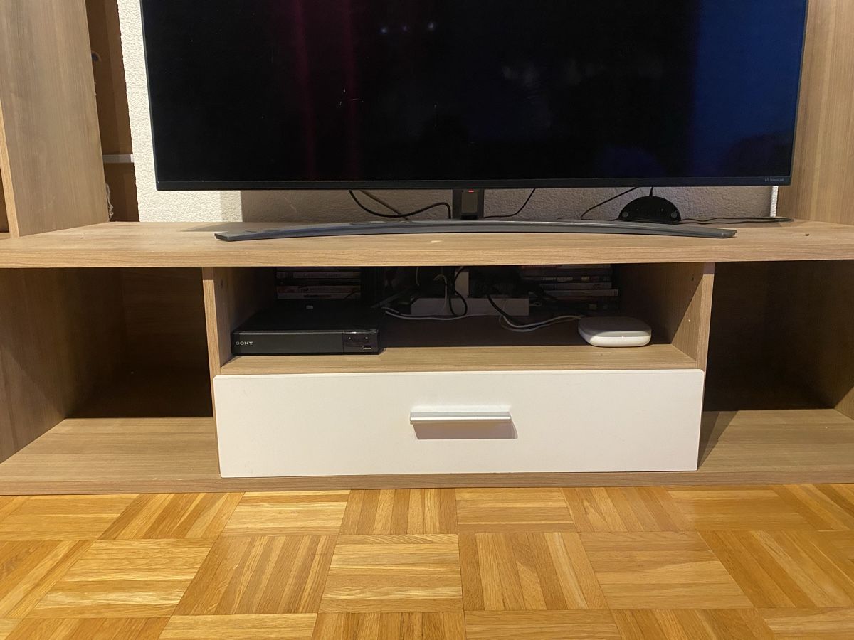 Mobili TV: Wohnwand Eiche bestehend aus drei Elementen – Usato da Arbon venduto da mar_h9k6 2