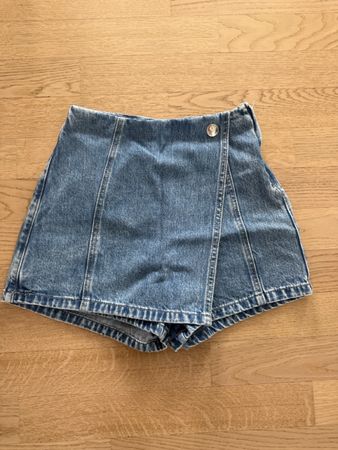 Stradivarius Jeans Hosen-Rock, Grösse 34, Sommer Look!
