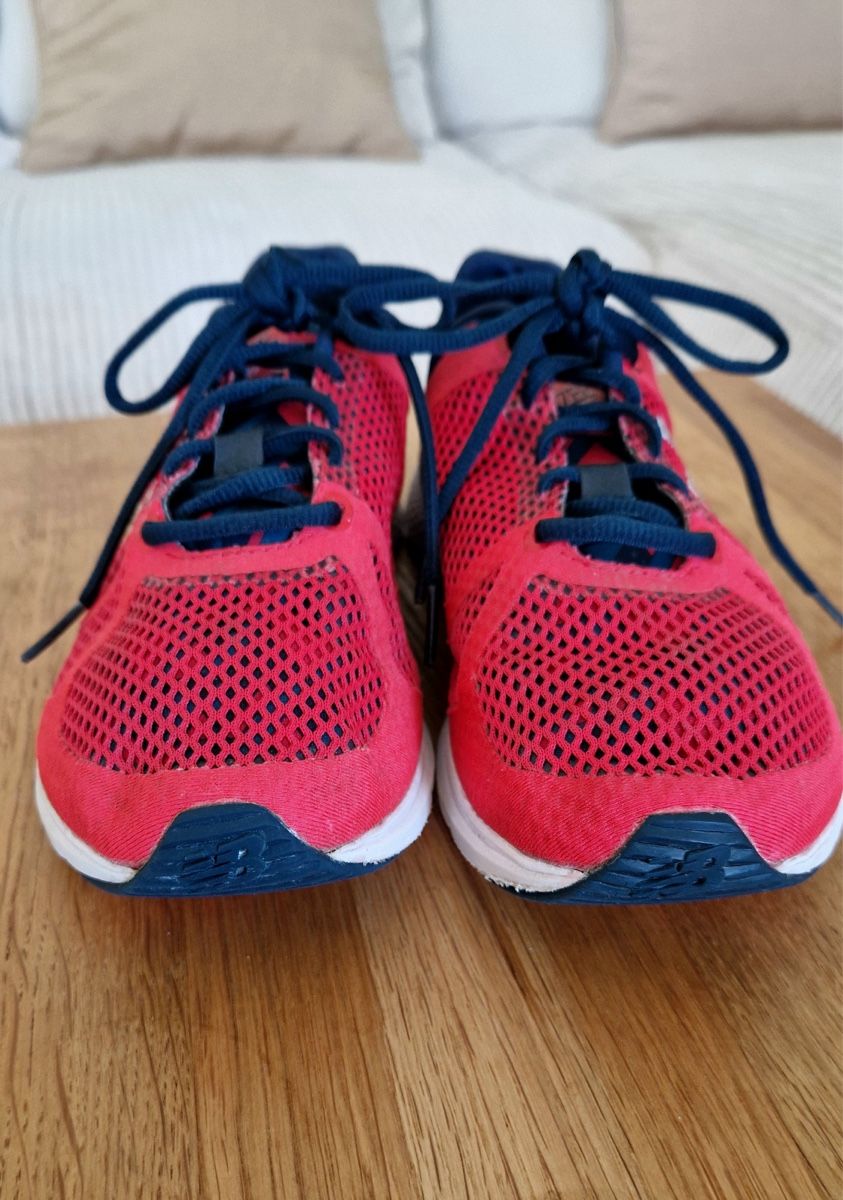 Scarpe da uomo: Sportschuhe Vazee EU 39 – Nuovo (secondo la descrizione) da Bonstetten venduto da AngelaF23 2