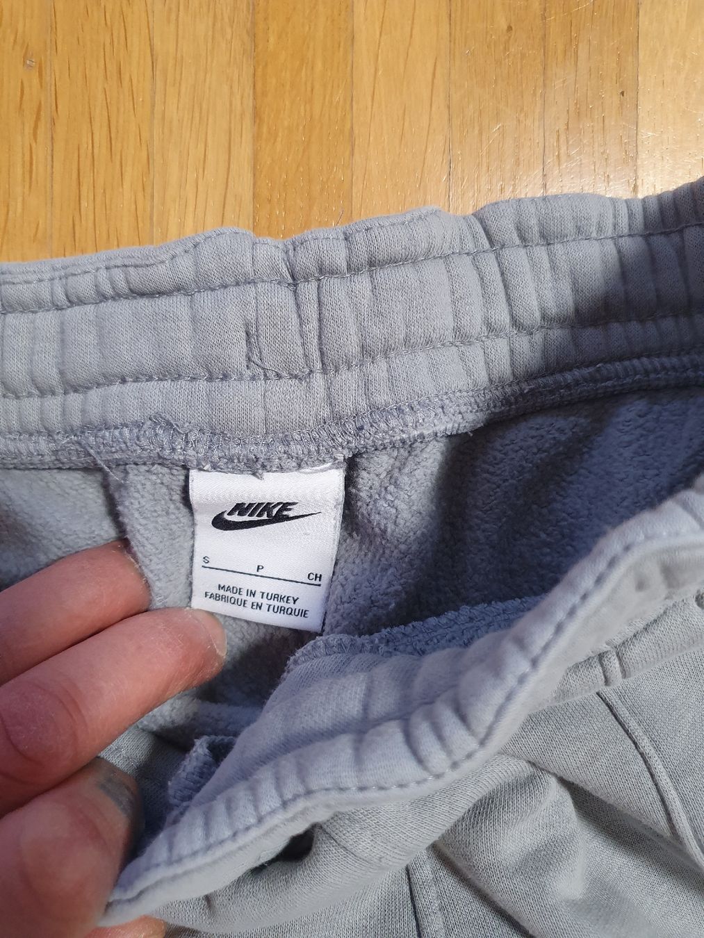 Nike Pantaloni: Nike TrainingsHose grösse S – Usato da Rothenburg venduto da PHSKC 3