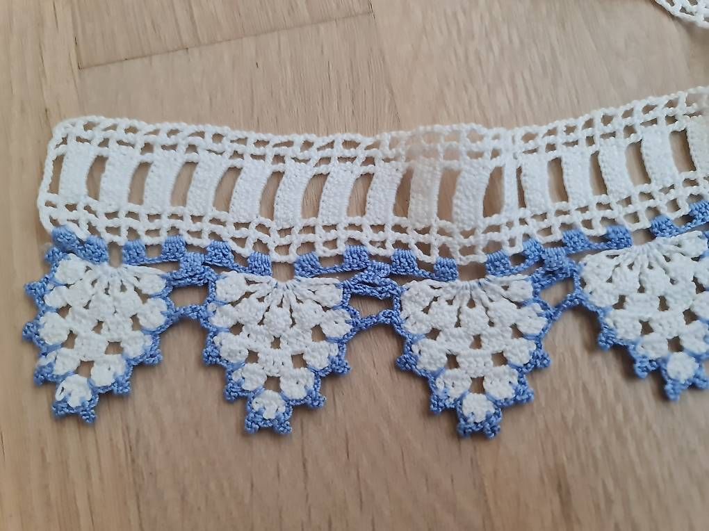 Stoffe: Spitzenbordüre weiss/blau – Gebraucht aus Allschwil von 86d_fmd5