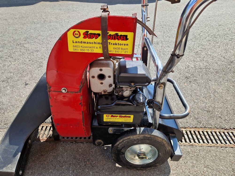 Toro Toutes les machines: TORO Laubsaeuger Recycler, Briggs&Stratton Motor, Guter Zust – D'occasion à Morschach par Fimhof 1