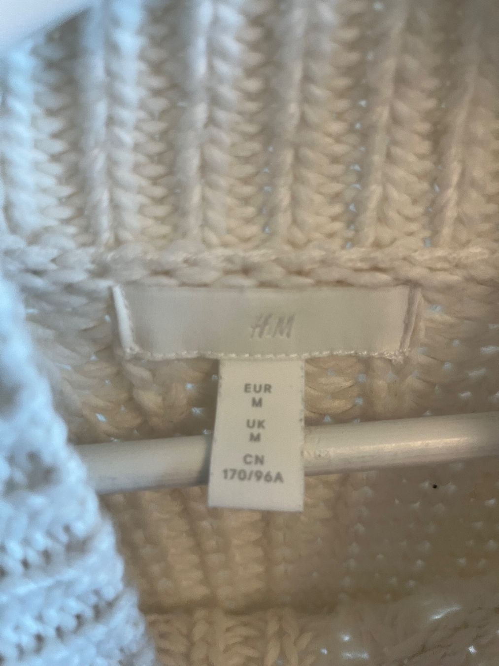 H&M Maglioni & Felpe: H&M Strickpullover, Grösse M, Winter-Look – Usato da Zürich venduto da Estelle_C 1