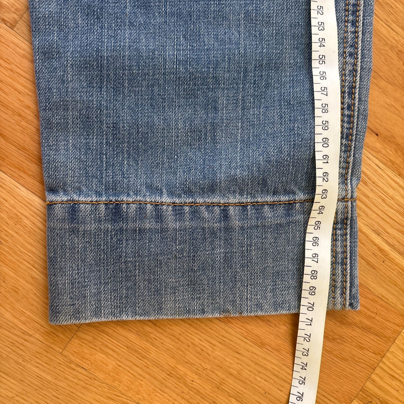 Pantaloni: Just Cavalli denim capri – Nuovo e nell'imballaggio originale da Lausanne venduto da oly_fb9k 4