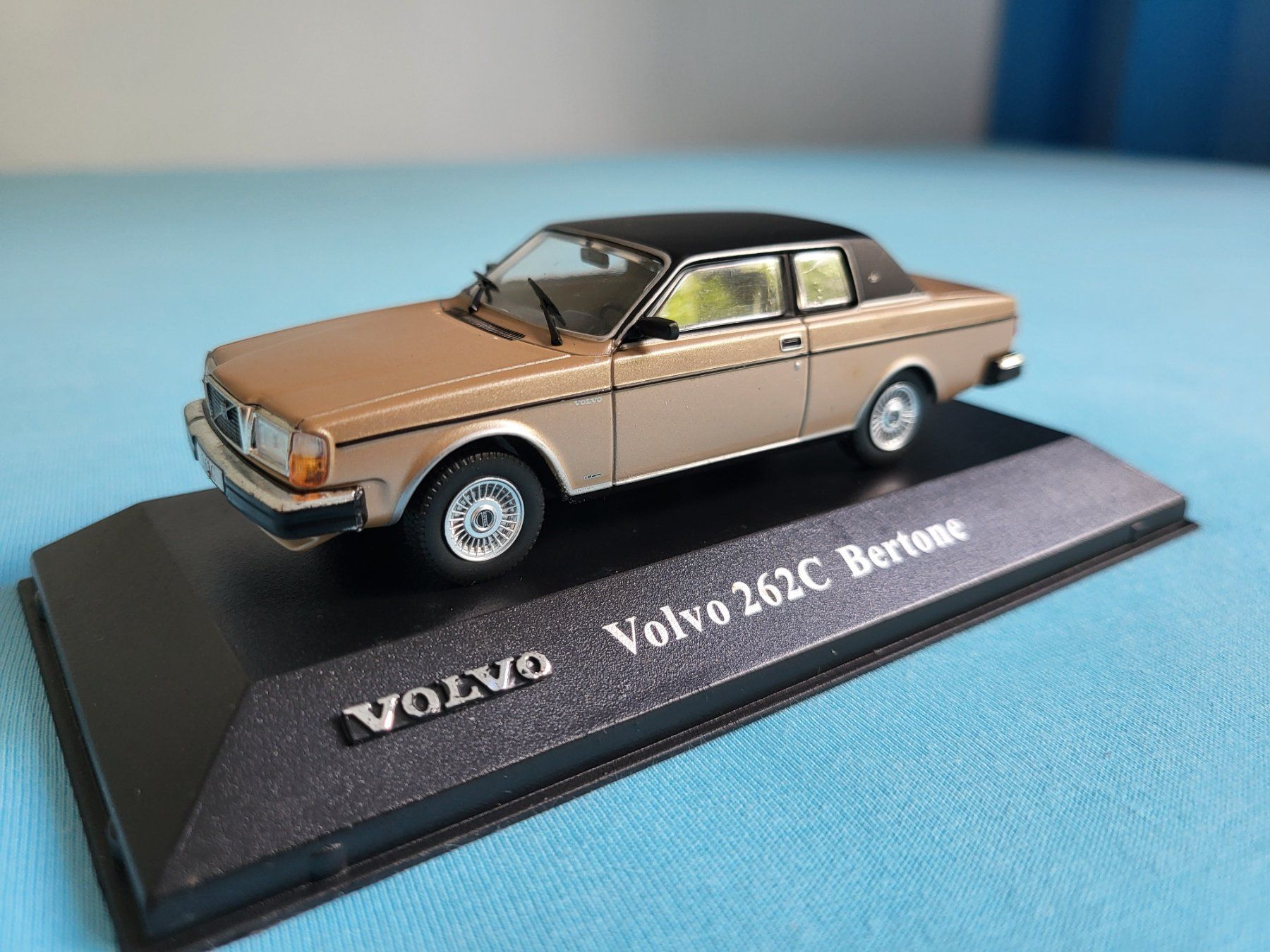 Volvo Modellini d'auto: Volvo 262C Bertone – Nuovo (secondo la descrizione) da Glattbrugg venduto da PhilKrill