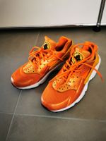 Nike Air Huarache Damenschuh  Grösse 40.5 orange - wie neu!!