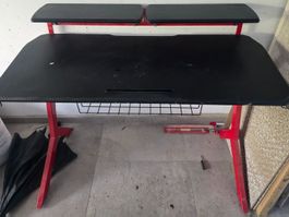 Gaming Tisch / Werkzeug Tisch
