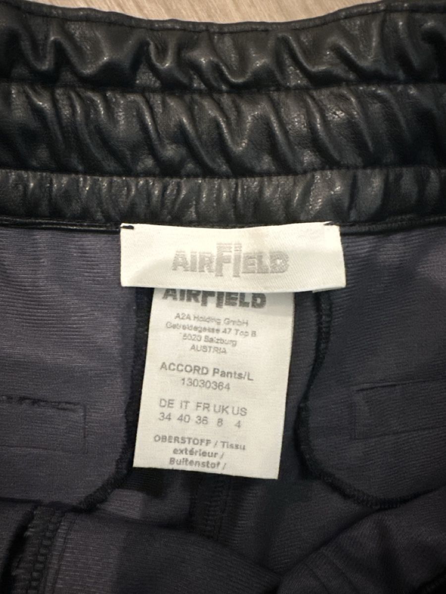 Airfield Pantaloni: Airfield Kunstlederhose Gr. 34 – Nuovo (secondo la descrizione) da Othmarsingen venduto da Darija7 2