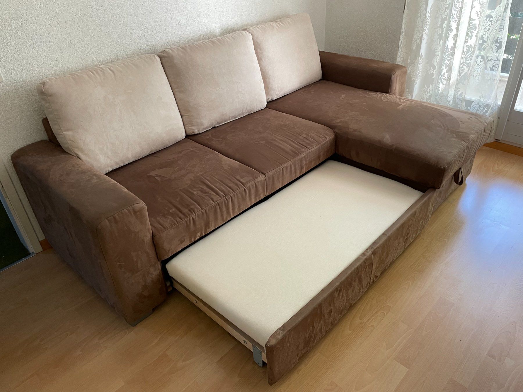 Sofas: Ecksofa, Bettsofa mit Récamiere rechts – D'occasion à Aesch ZH par 19fish58blue 1