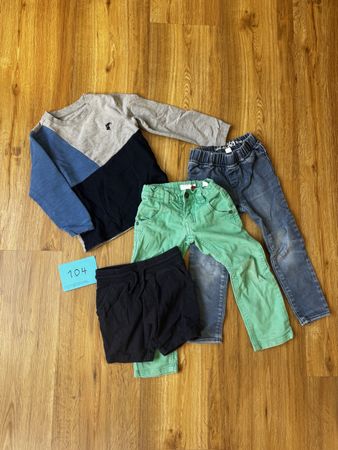Kinderkleider Grösse 104