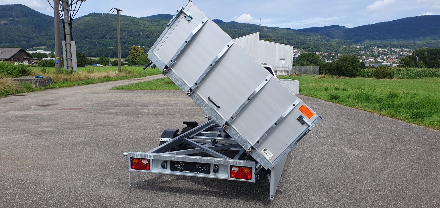Autoribaltabili: Vezeko Multikipper / Dreiseitenkipper / Maschinentransporter – Nuovo (secondo la descrizione) da Gunzgen venduto da HofmannAnhaenger 8