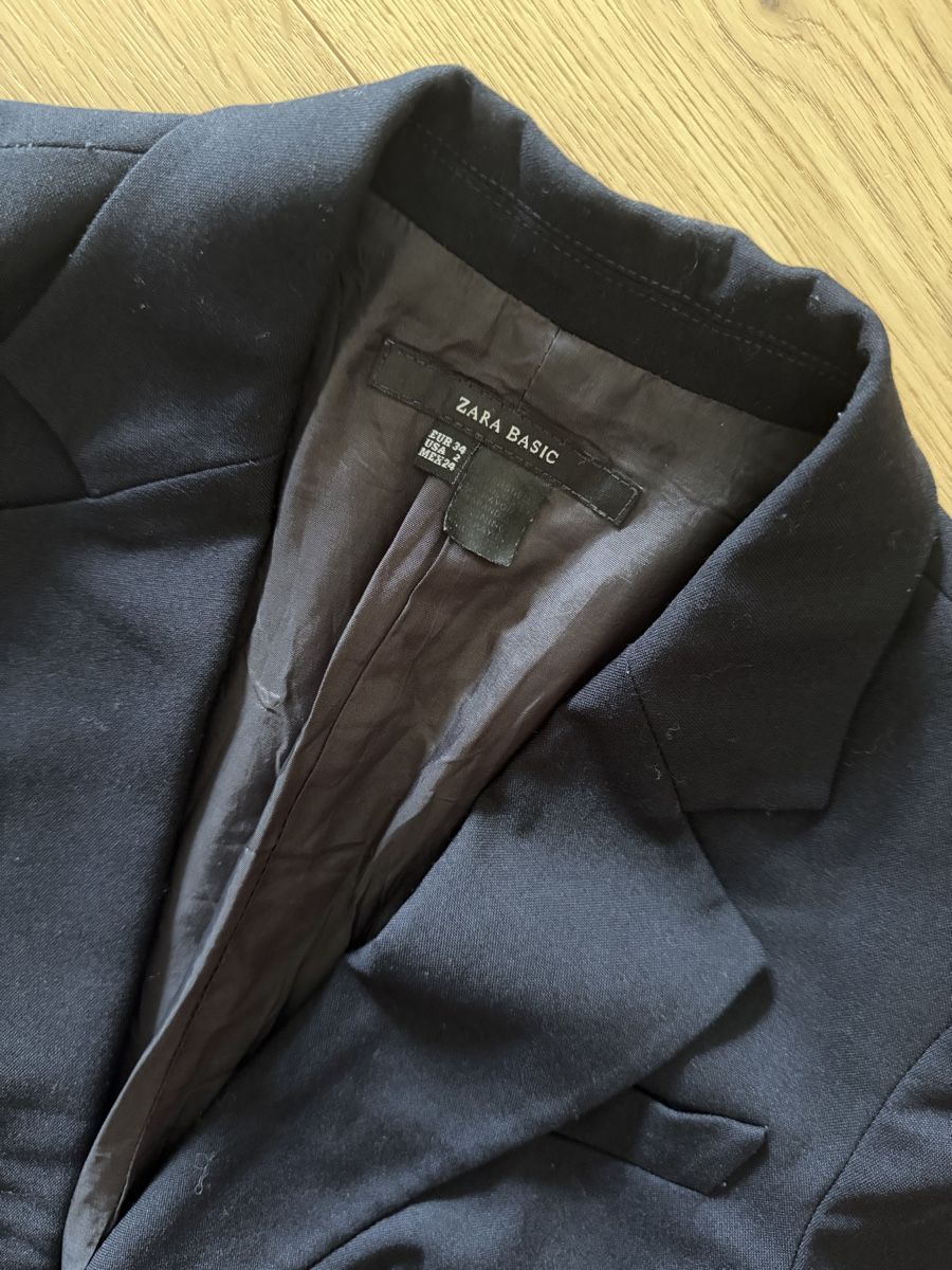 Zara Jacken: Blazer Zara Basic Woman Navy Blue - 34 – Gebraucht aus Wetzikon ZH von dor_rmq2 4