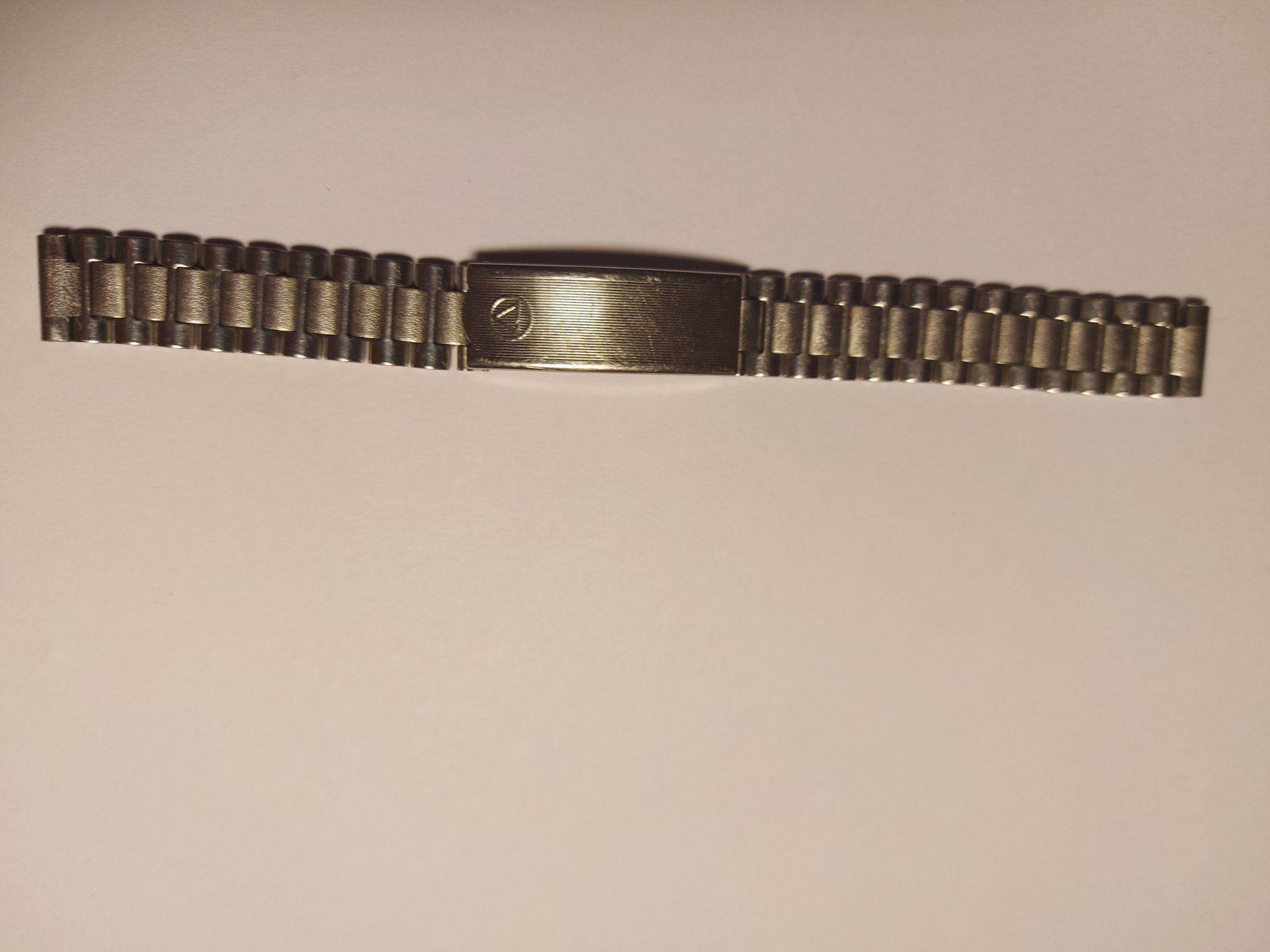 Armbänder & -reifen: Vintage NSA Uhrenband 17m – Gebraucht aus St. Gallen von kamel27