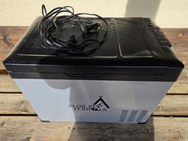 PLUG-IN FESTIVALS Kompressor-Box (40L) - Deckel verformt